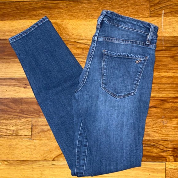 LAST CHANCE - William Rast Jeans Size 24 - Picture 1 of 7